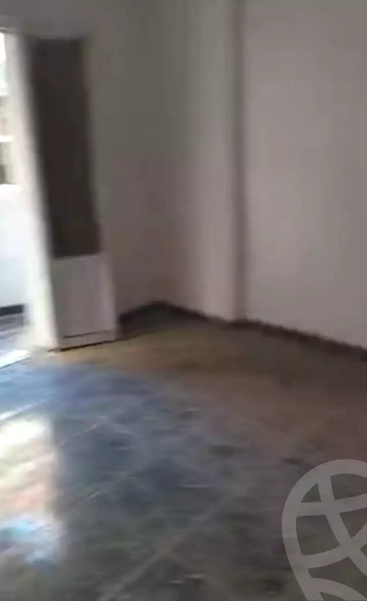 https://aqarmap.com.eg/ar/listing/7155540-for-sale-alexandria-sydy-bshr-sydy-bshr-bhry-shr-mhmwd-l-yswy