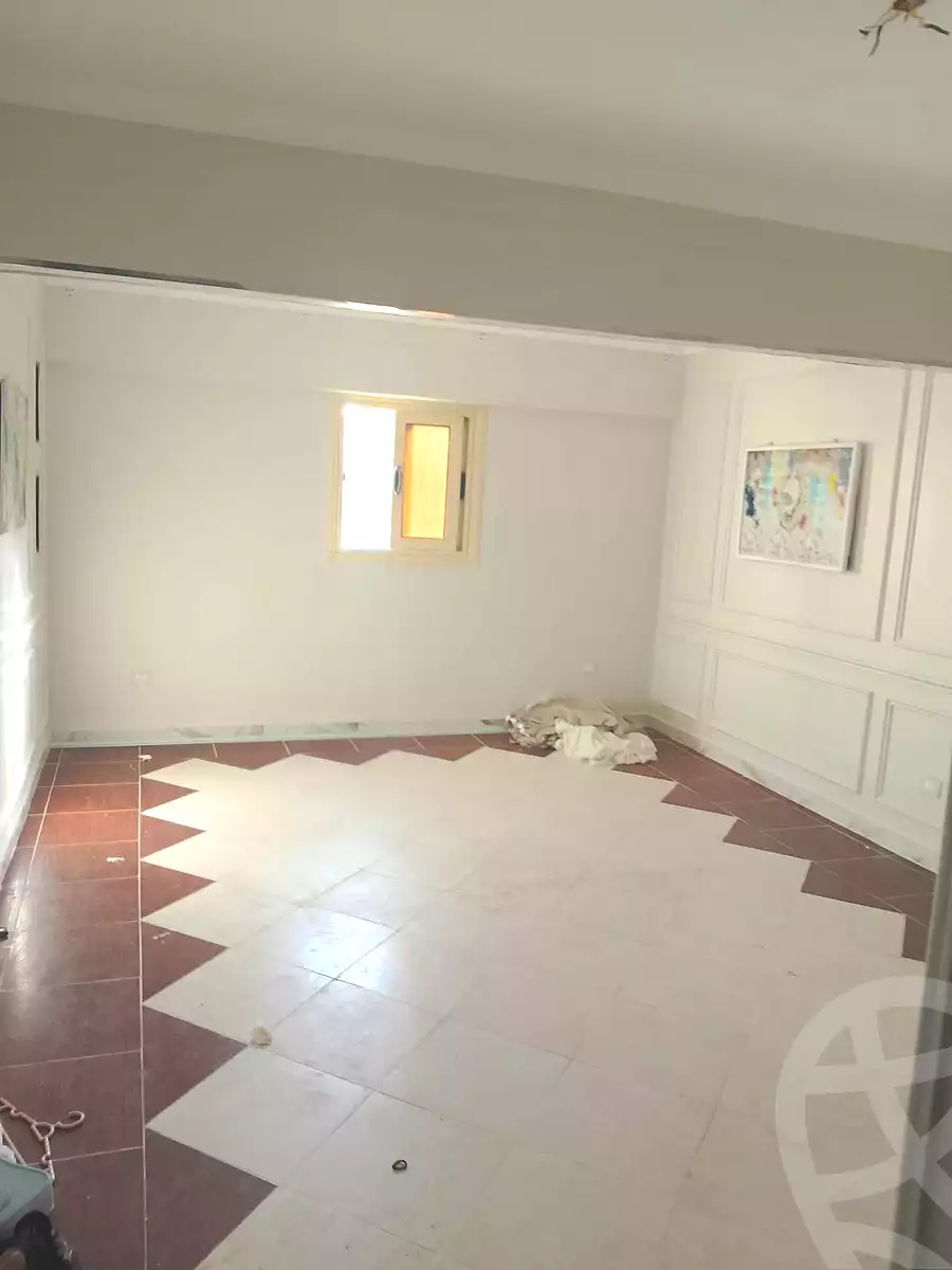 https://aqarmap.com.eg/en/listing/7155724-for-sale-alexandria-al-agamy-el-hanouvel-el-salam-st
