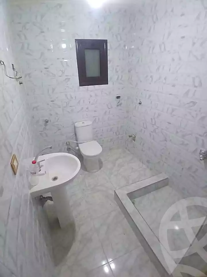 https://aqarmap.com.eg/ar/listing/7155762-for-sale-alexandria-al-agamy-el-hanouvel-abo-bakr-el-sedeek-st