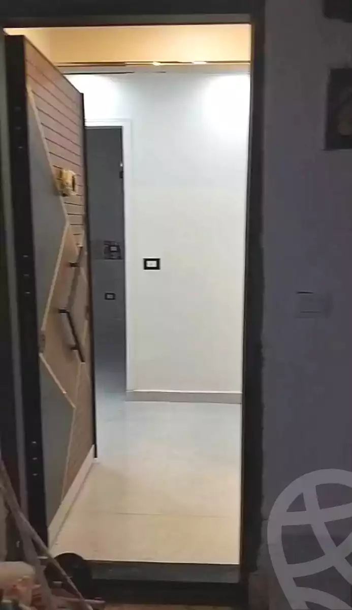 https://aqarmap.com.eg/ar/listing/7155825-for-rent-cairo-ain-shams-mnshy-lthryr