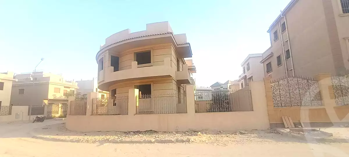 https://aqarmap.com.eg/en/listing/7155875-for-sale-cairo-6th-of-october-compounds-zaraeyin-compound