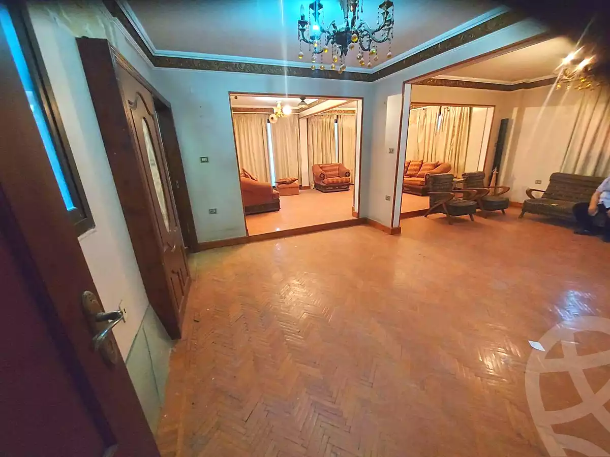 https://aqarmap.com.eg/ar/listing/7157179-for-sale-cairo-helwan-helwan-el-sharkeya-borhan-st