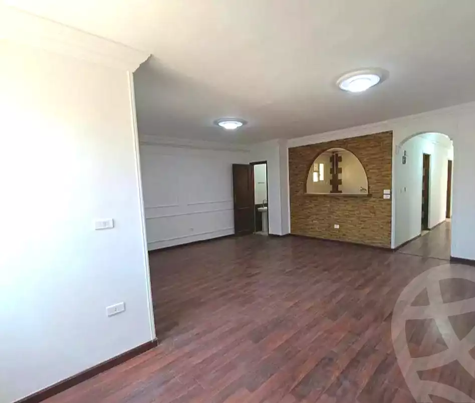 https://aqarmap.com.eg/ar/listing/7157509-for-sale-alexandria-sydy-bshr-sydy-bshr-bhry-shr-mhmwd-l-yswy