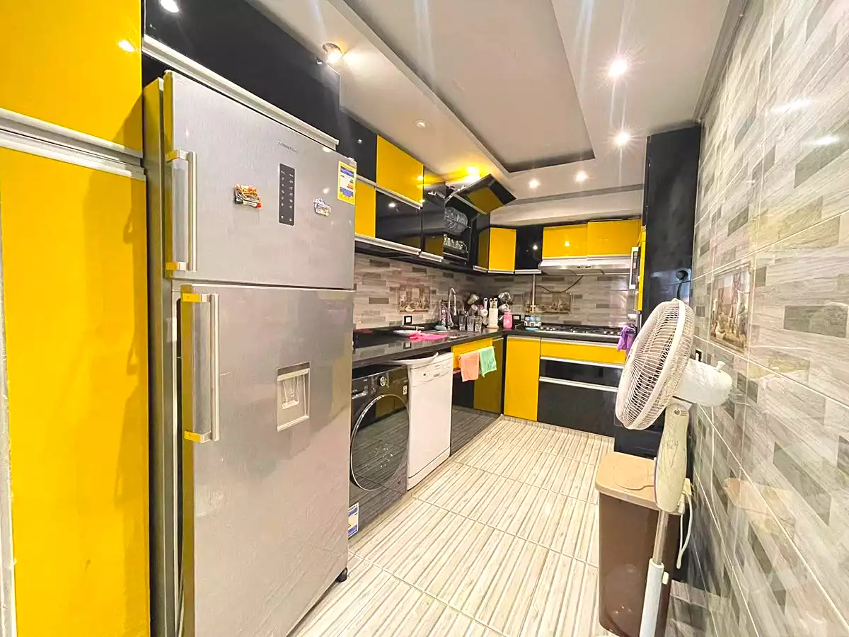 https://aqarmap.com.eg/ar/listing/7157616-for-sale-alexandria-roshdy-shr-bw-qyr-tryq-lhry