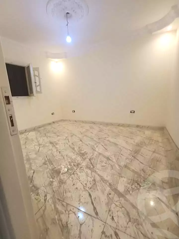 https://aqarmap.com.eg/ar/listing/7157652-for-sale-alexandria-al-agamy-lbytsh-ain-shams-st