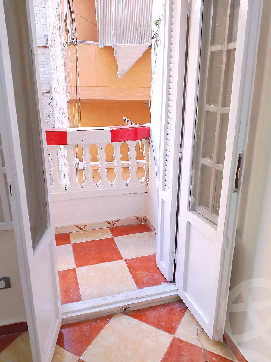 https://aqarmap.com.eg/ar/listing/7157881-for-sale-alexandria-new-miami-street-10
