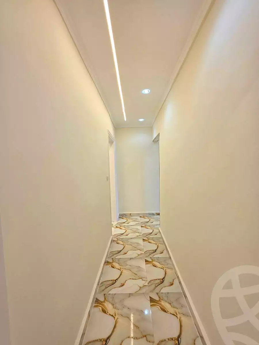 https://aqarmap.com.eg/ar/listing/7157893-for-sale-alexandria-miami