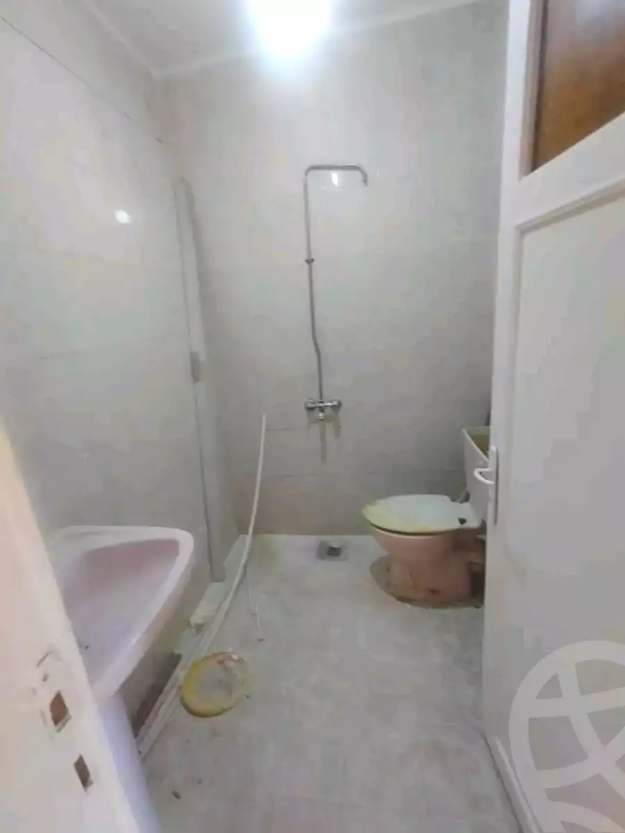 https://aqarmap.com.eg/en/listing/7158030-for-sale-alexandria-al-agamy-el-hanouvel
