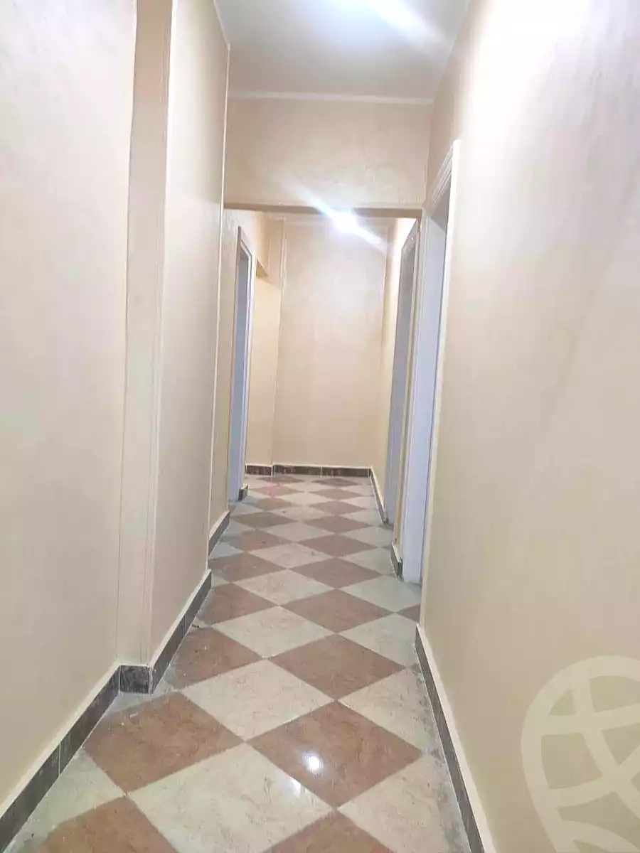 https://aqarmap.com.eg/ar/listing/7158217-for-sale-cairo-helwan-helwan-el-sharkeya-latif-basha-st