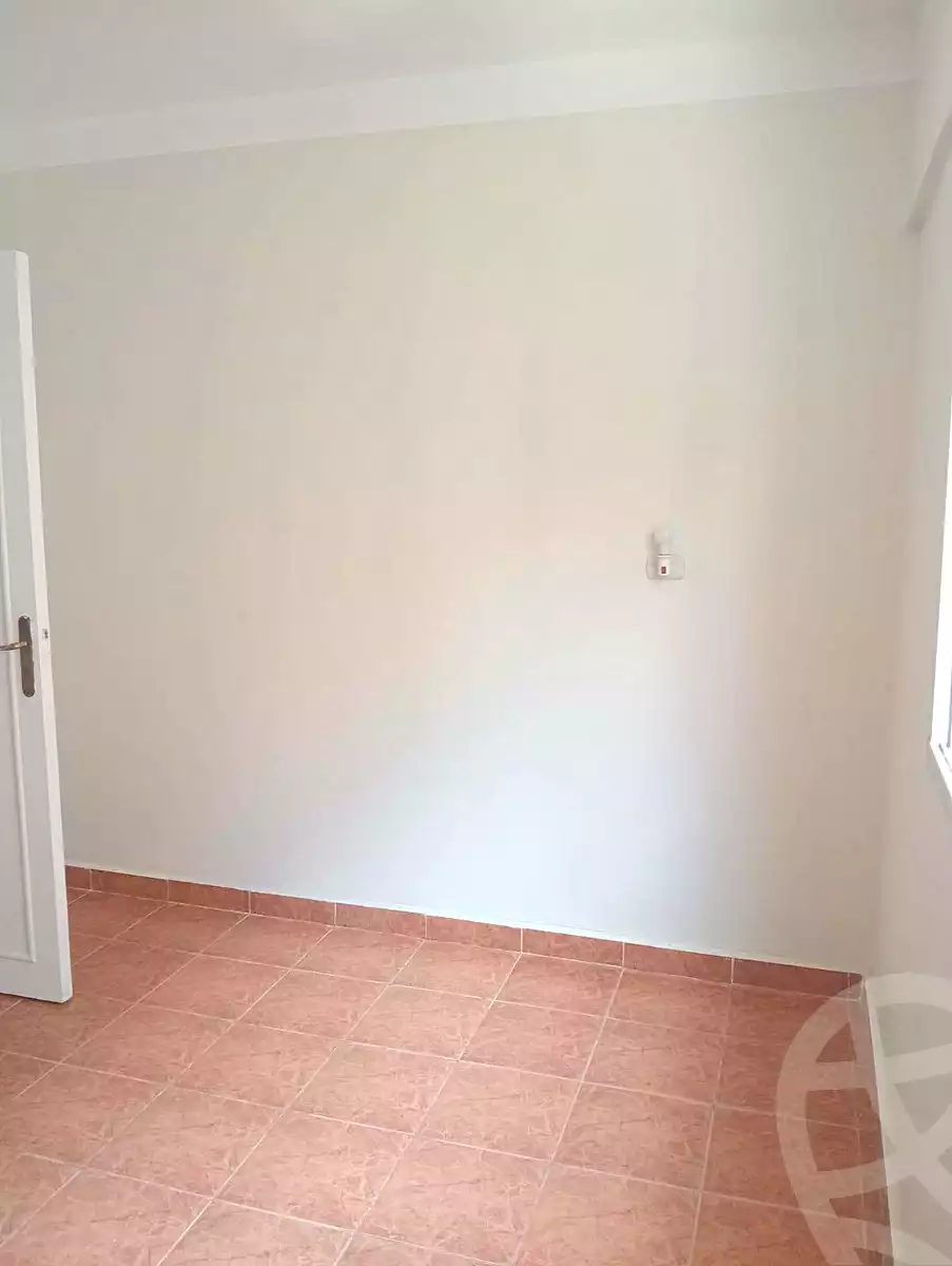 https://aqarmap.com.eg/ar/listing/7158321-for-rent-alexandria-lsywf-gardenia-compound