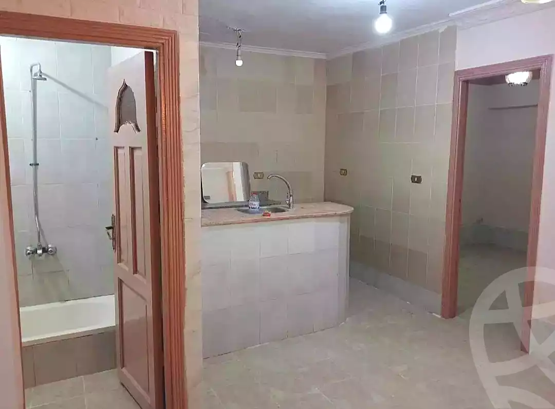 https://aqarmap.com.eg/ar/listing/7158497-for-sale-alexandria-al-agamy-lbytsh-shahr-al-assal-st