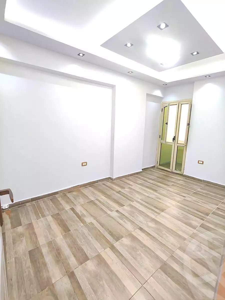 https://aqarmap.com.eg/ar/listing/7158597-for-sale-alexandria-sydy-bshr-sydy-bshr-bhry-shr-khld-bn-lwlyd