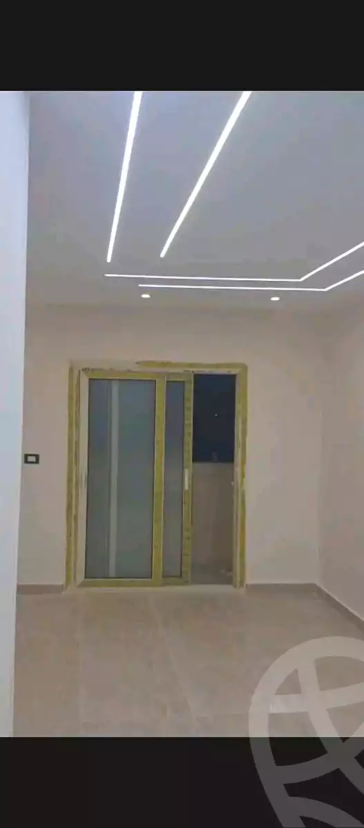 https://aqarmap.com.eg/ar/listing/7158613-for-sale-alexandria-el-asafra-shr-45