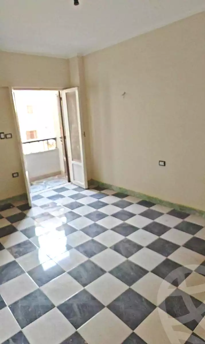 https://aqarmap.com.eg/en/listing/7158680-for-sale-cairo-helwan-helwan-el-sharkeya-mostafa-safwat-st