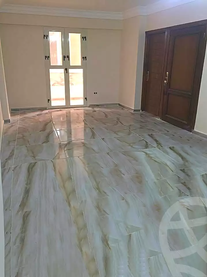 https://aqarmap.com.eg/ar/listing/7158698-for-sale-alexandria-moharram-bey-ali-al-askandarani-st