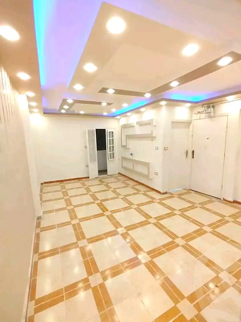 https://aqarmap.com.eg/ar/listing/7158070-for-sale-alexandria-lsywf-el-falki