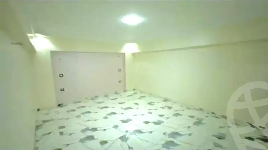 https://aqarmap.com.eg/ar/listing/7158727-for-sale-cairo-shoubra-corniche-el-nile-st