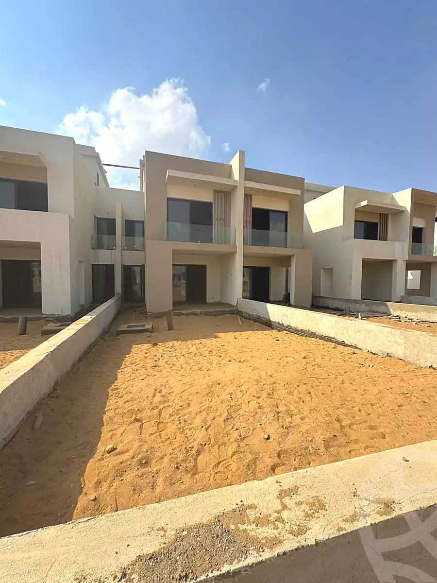 https://aqarmap.com.eg/ar/listing/7159125-for-sale-cairo-new-cairo-compounds-hyde-park-centre-ville-hyde-park