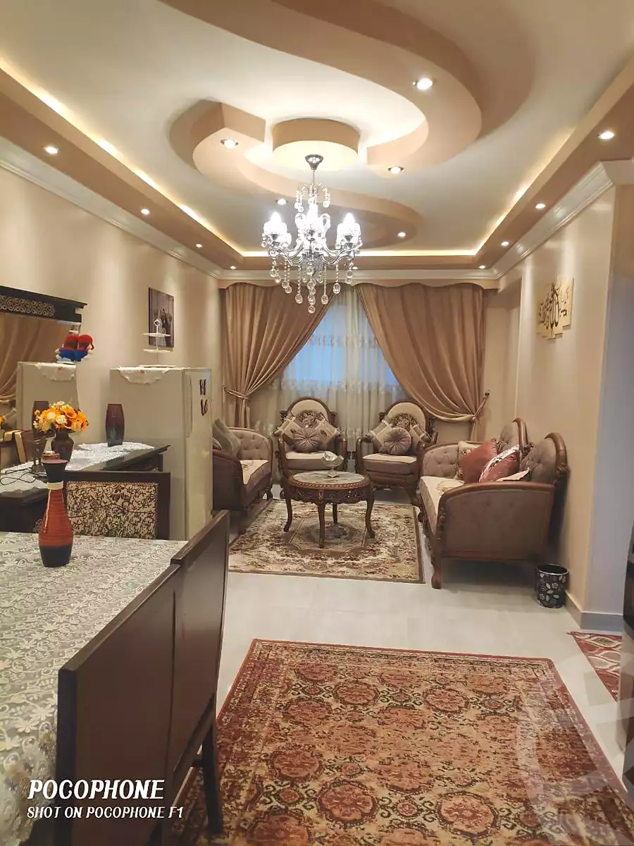 https://aqarmap.com.eg/ar/listing/7159381-for-sale-cairo-faisal-kafr-tohormos-queen-nazli-st