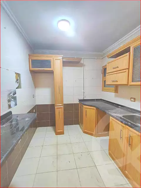 https://aqarmap.com.eg/ar/listing/7159393-for-sale-alexandria-sydy-bshr-sydy-bshr-bhry