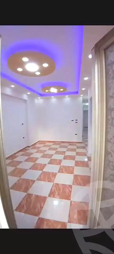 https://aqarmap.com.eg/ar/listing/7159504-for-sale-alexandria-el-asafra-shr-45