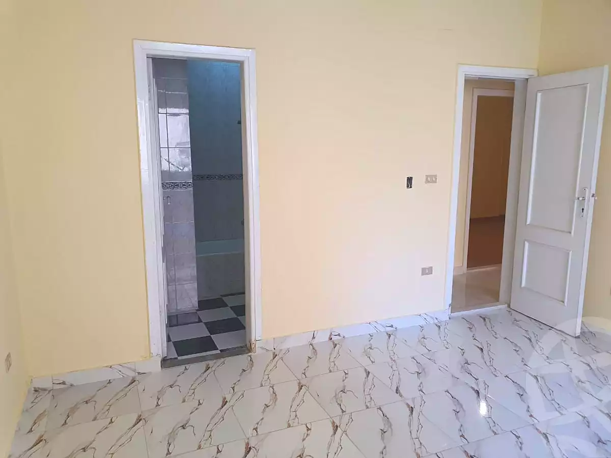 https://aqarmap.com.eg/ar/listing/7159567-for-rent-cairo-6th-of-october-el-ahyaa-neighborhood-8th-el-tahrir-rd