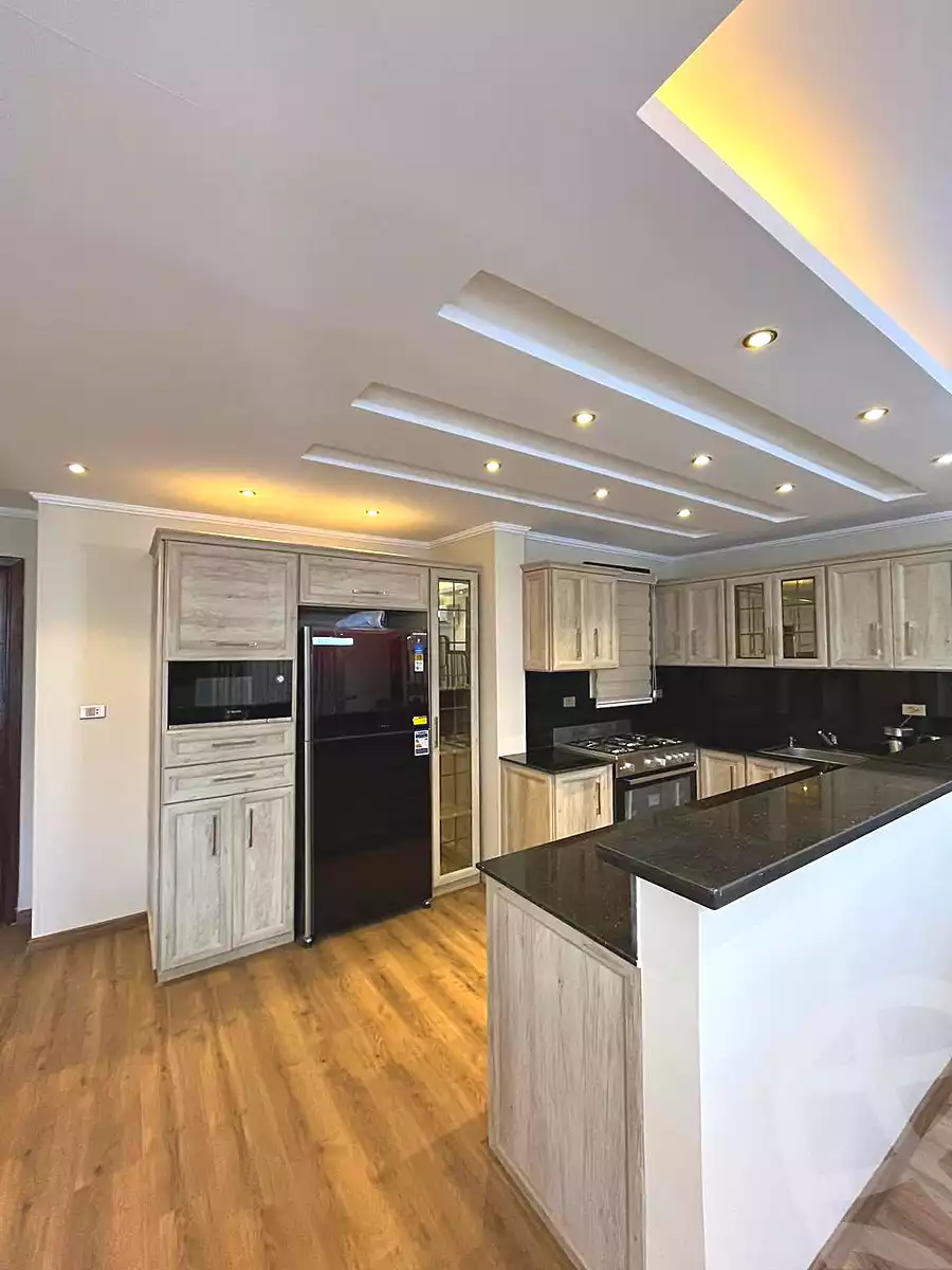 https://aqarmap.com.eg/ar/listing/7159608-for-sale-cairo-new-cairo-compounds-mwrd-fq-llttwyr