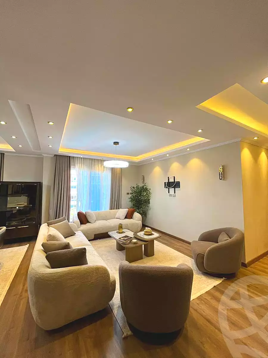 https://aqarmap.com.eg/ar/listing/7159608-for-sale-cairo-new-cairo-compounds-mwrd-fq-llttwyr