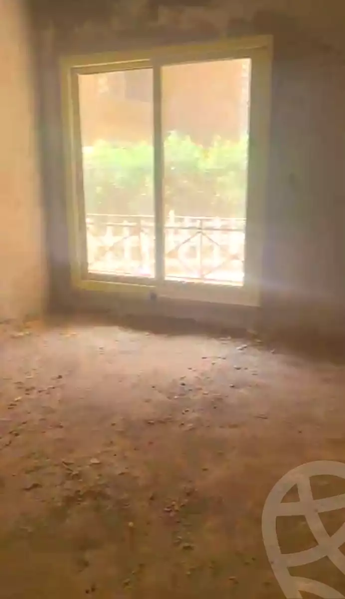 https://aqarmap.com.eg/ar/listing/7159710-for-sale-cairo-el-sheikh-zayed-city-compounds-el-khamayel