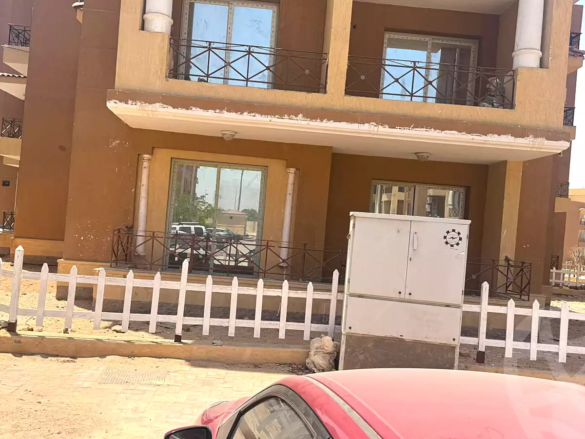 https://aqarmap.com.eg/ar/listing/7159710-for-sale-cairo-el-sheikh-zayed-city-compounds-el-khamayel