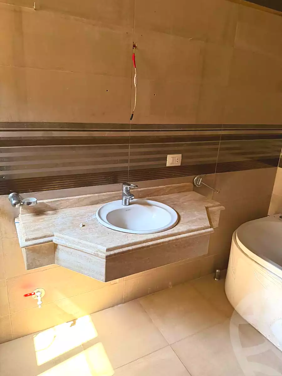 https://aqarmap.com.eg/ar/listing/7159733-for-sale-cairo-new-cairo-el-banafsg-el-banafsag-omarat-al-gabri-st