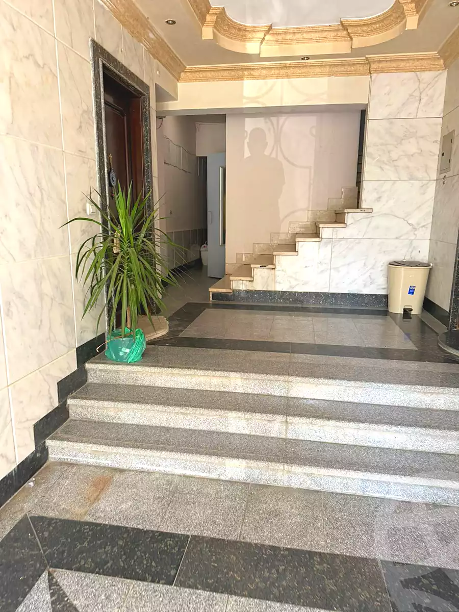 https://aqarmap.com.eg/ar/listing/7159733-for-sale-cairo-new-cairo-el-banafsg-el-banafsag-omarat-al-gabri-st