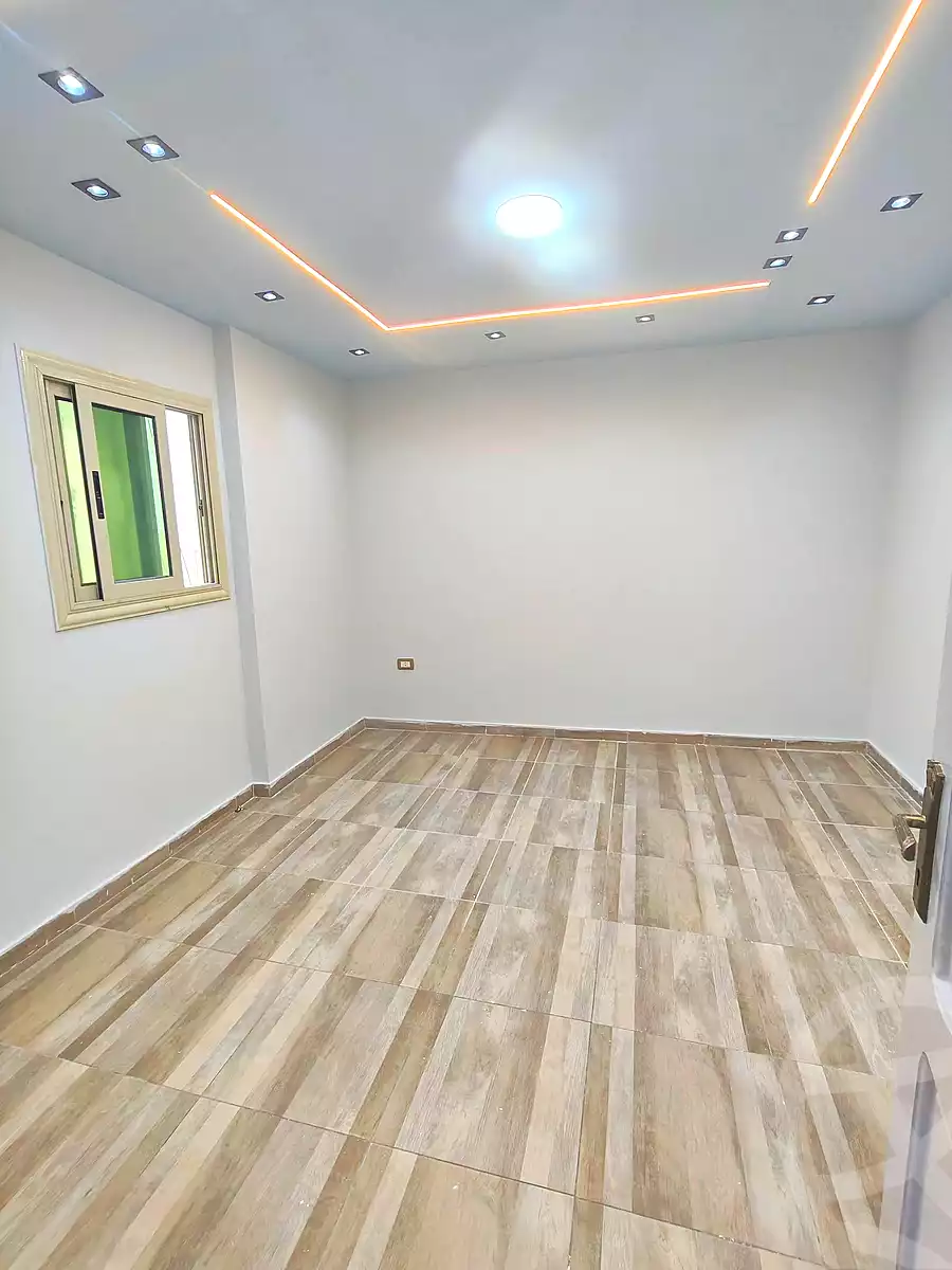 https://aqarmap.com.eg/en/listing/7160506-for-sale-alexandria-sydy-bshr-sydy-bshr-bhry-shr-khld-bn-lwlyd