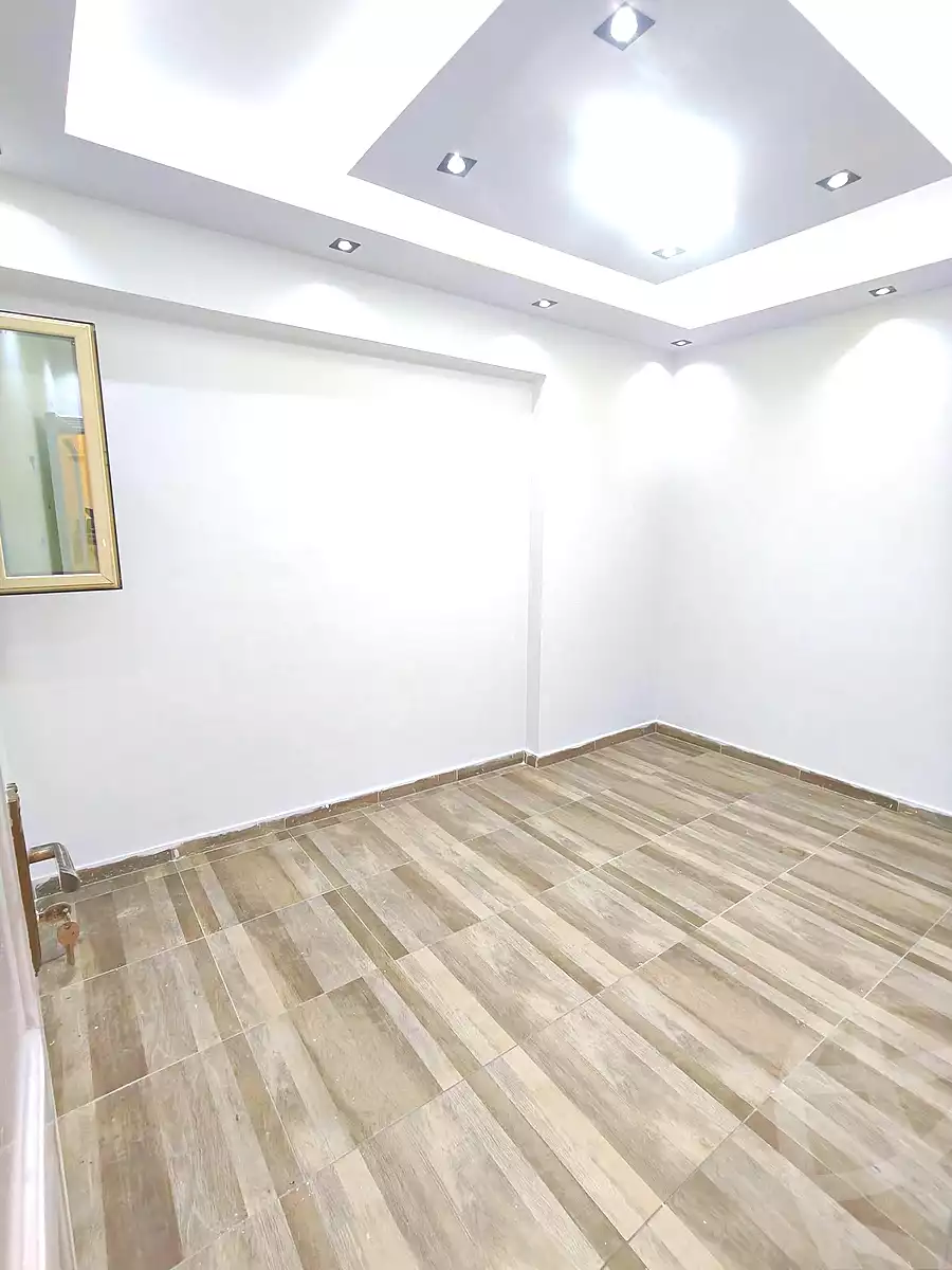 https://aqarmap.com.eg/en/listing/7160506-for-sale-alexandria-sydy-bshr-sydy-bshr-bhry-shr-khld-bn-lwlyd