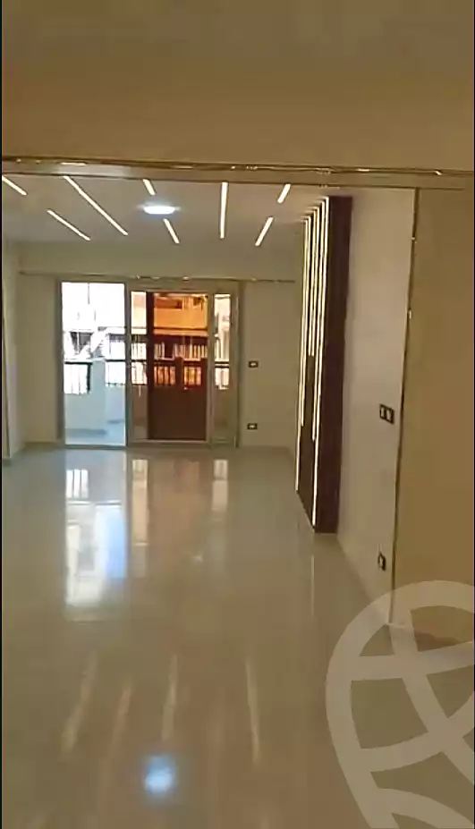 https://aqarmap.com.eg/ar/listing/7160563-for-sale-alexandria-miami-mahmoud-el-isawy-st