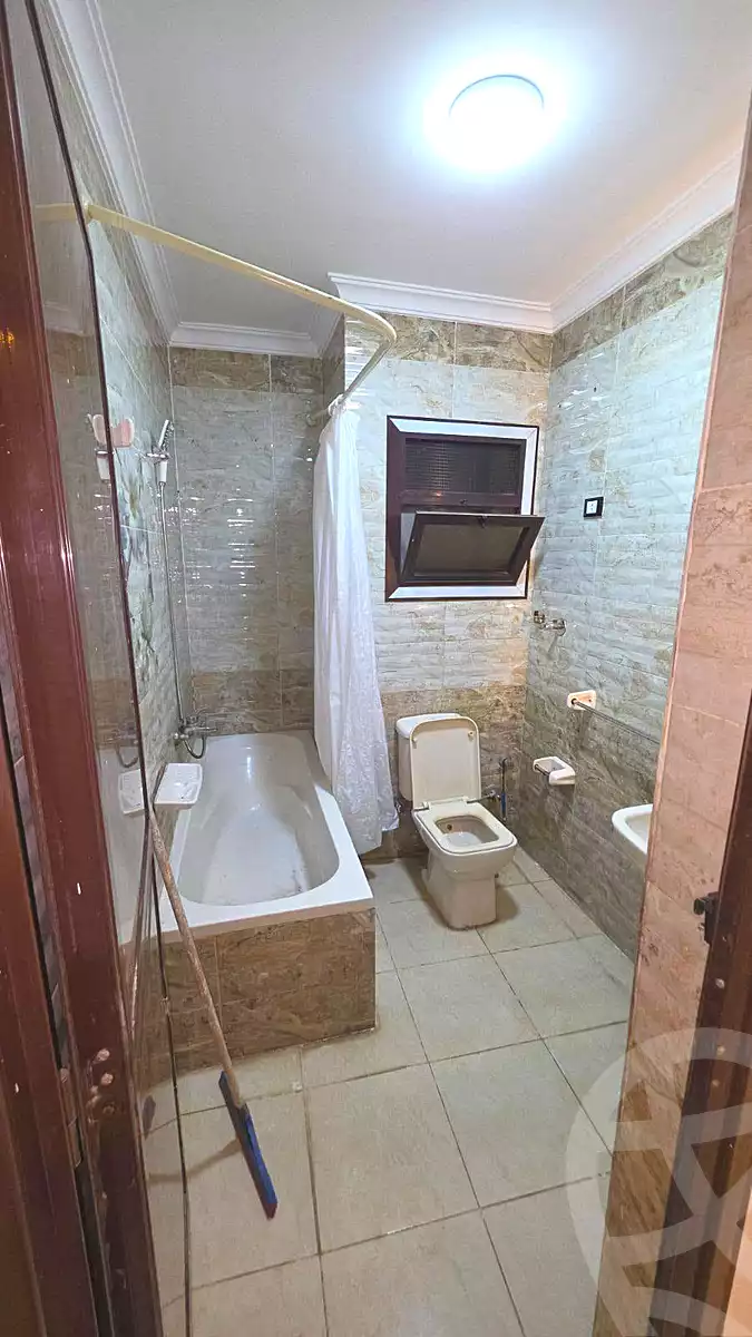 https://aqarmap.com.eg/ar/listing/7160923-for-sale-cairo-ain-shams-ahmed-esmat-st