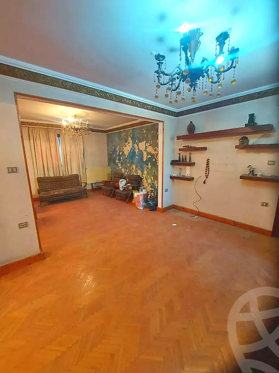 https://aqarmap.com.eg/en/listing/7160990-for-sale-cairo-helwan-helwan-el-sharkeya-borhan-st
