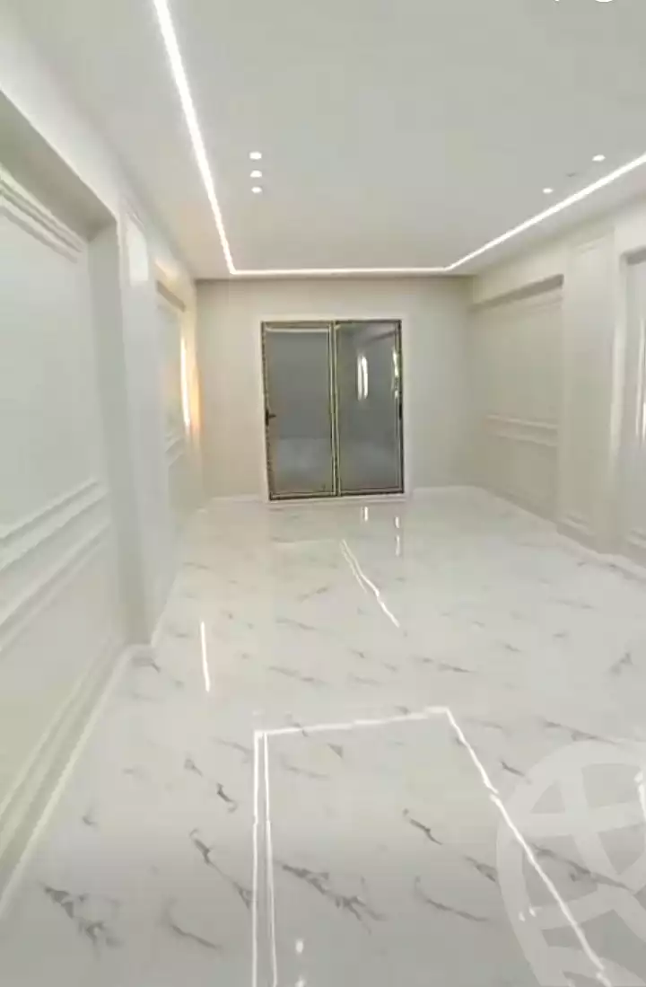 https://aqarmap.com.eg/ar/listing/7161066-for-sale-alexandria-al-agamy-el-hanouvel