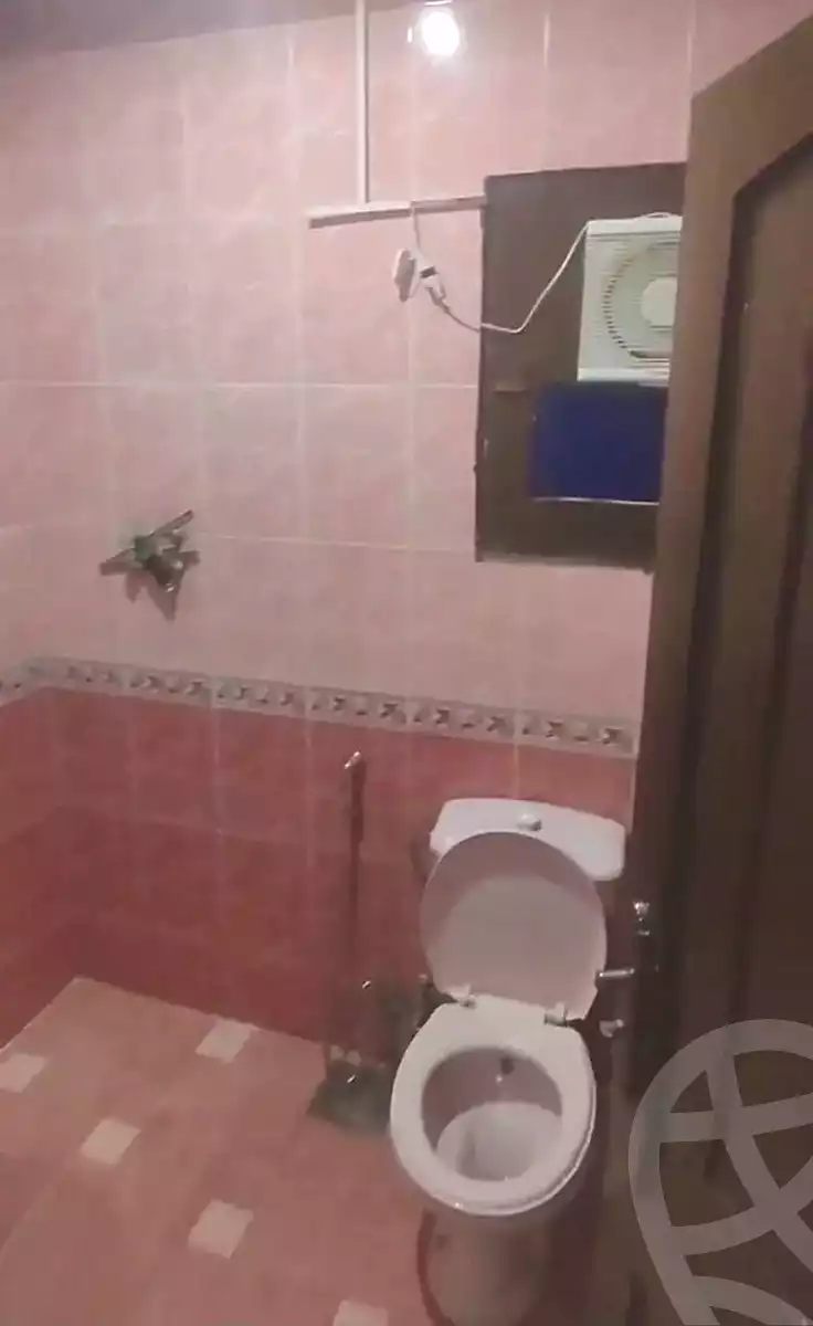 https://aqarmap.com.eg/en/listing/7161101-for-sale-cairo-ain-shams-6-october-st