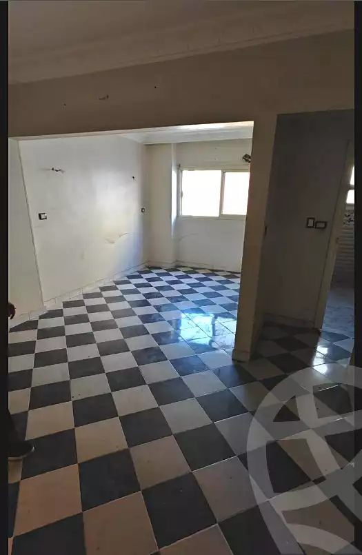 https://aqarmap.com.eg/ar/listing/7161263-for-sale-cairo-helwan-helwan-el-sharkeya-mostafa-safwat-st