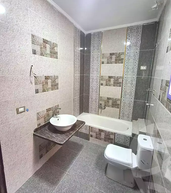 https://aqarmap.com.eg/ar/listing/7161460-for-sale-alexandria-lsywf-abd-el-fattah-el-shashaei-st
