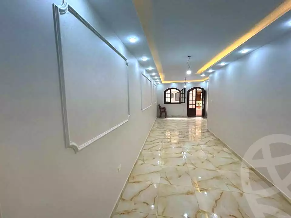 https://aqarmap.com.eg/ar/listing/7162100-for-sale-alexandria-glim