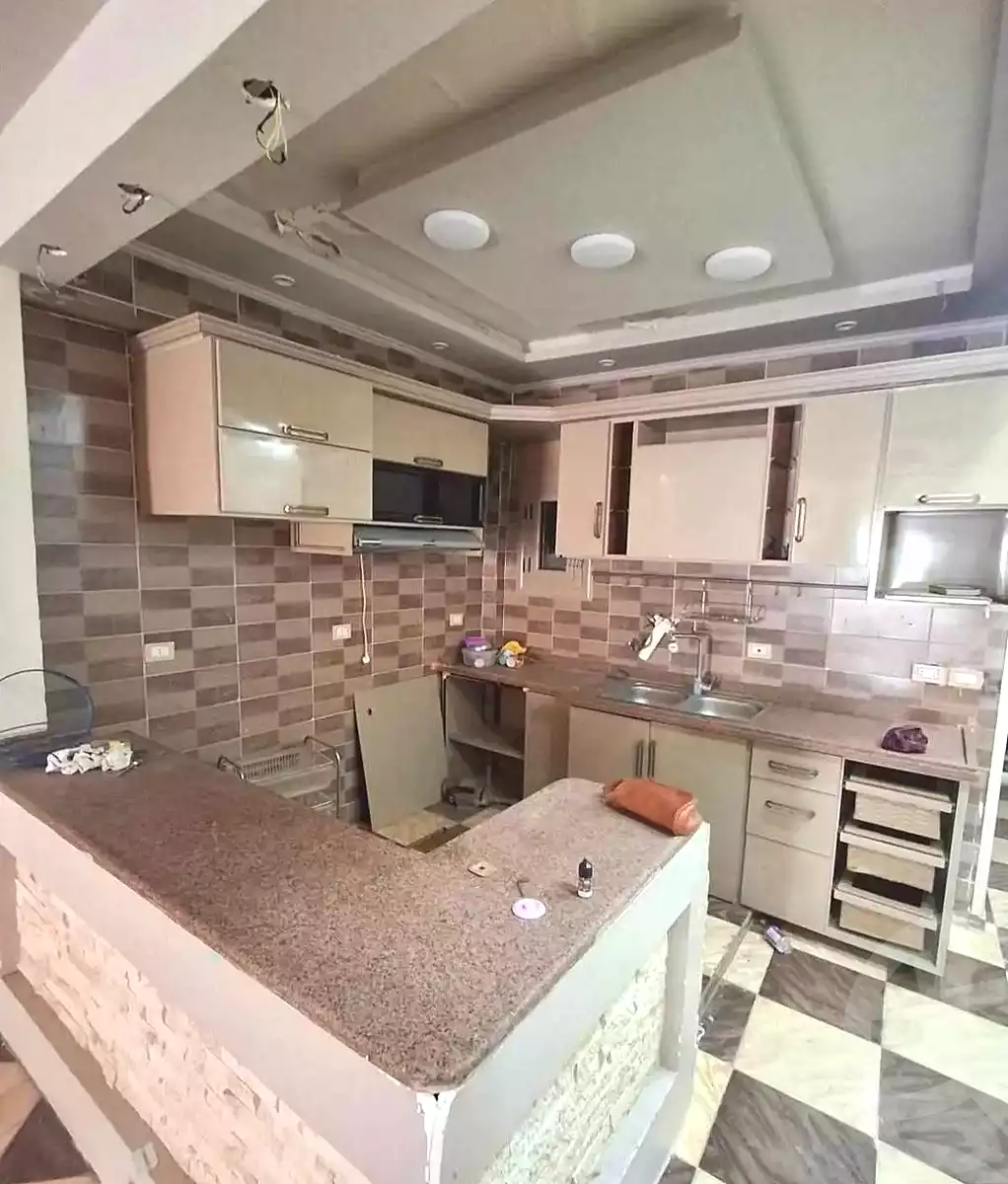 https://aqarmap.com.eg/en/listing/7162103-for-sale-alexandria-lsywf-shamaa