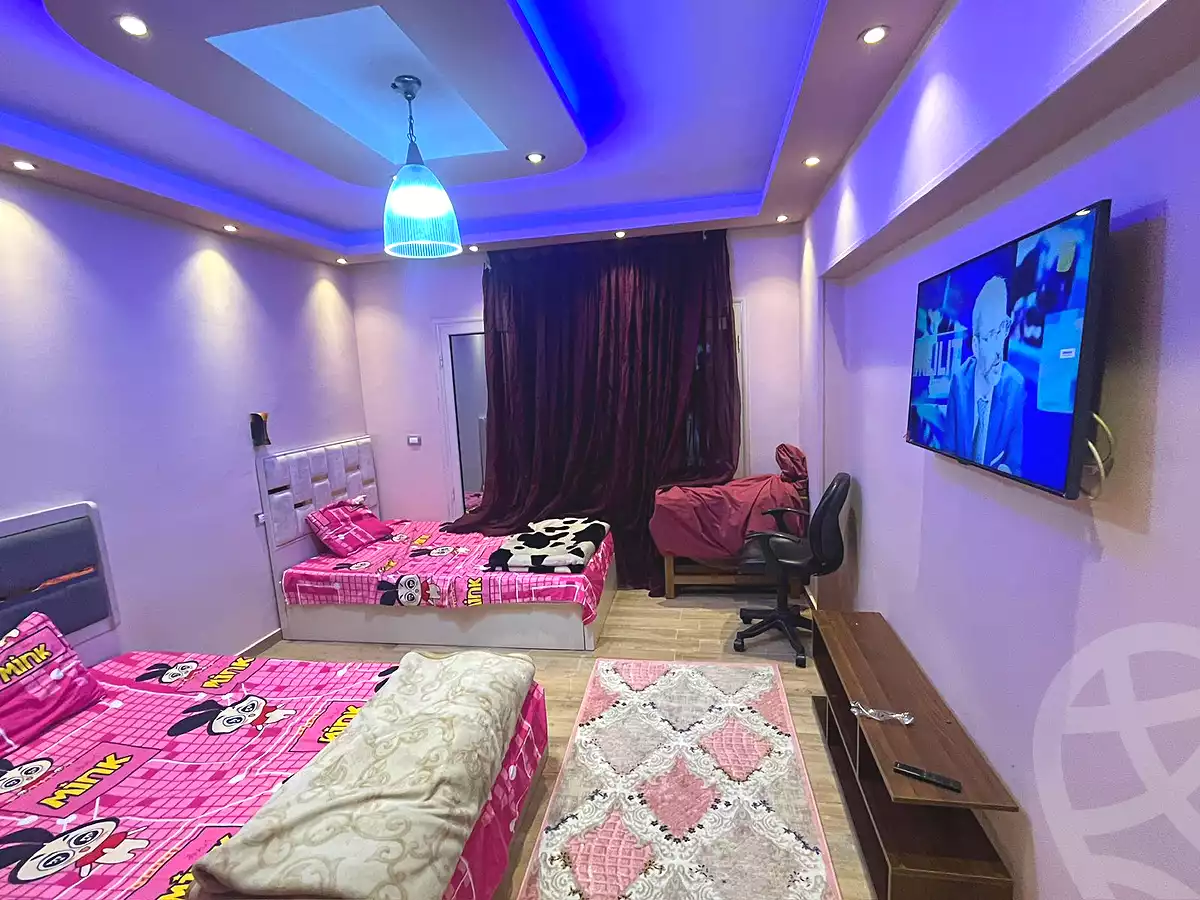 https://aqarmap.com.eg/ar/listing/7162707-for-rent-cairo-el-sheikh-zayed-city-compounds-el-khamayel