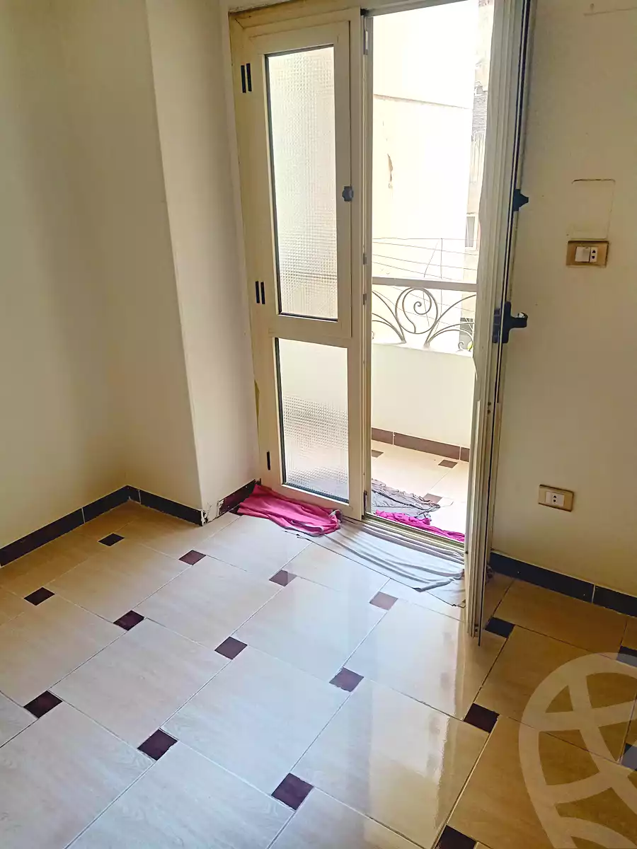 https://aqarmap.com.eg/en/listing/7162805-for-rent-cairo-helwan-helwan-el-sharkeya-ismael-kamel-st
