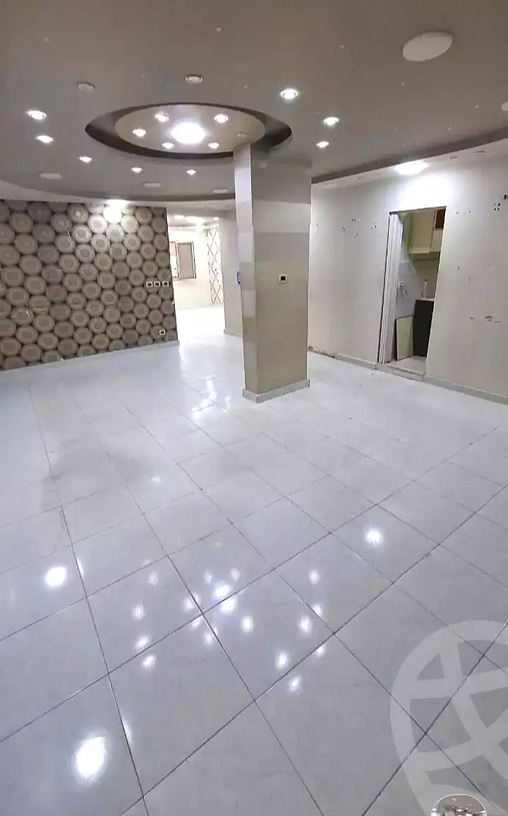 https://aqarmap.com.eg/ar/listing/7163634-for-rent-alexandria-el-mandara-shr-mlk-hfny