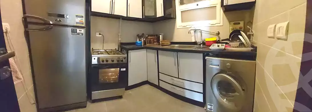 https://aqarmap.com.eg/ar/listing/7163609-for-rent-cairo-new-cairo-compounds-hyde-park-centre-ville-hyde-park