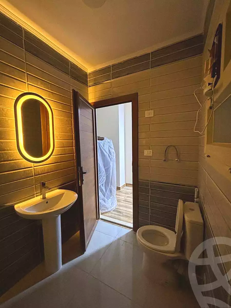 https://aqarmap.com.eg/ar/listing/7163742-for-rent-cairo-6th-of-october-el-ahyaa-neighborhood-2nd-divided-from-al-kafrawei-st