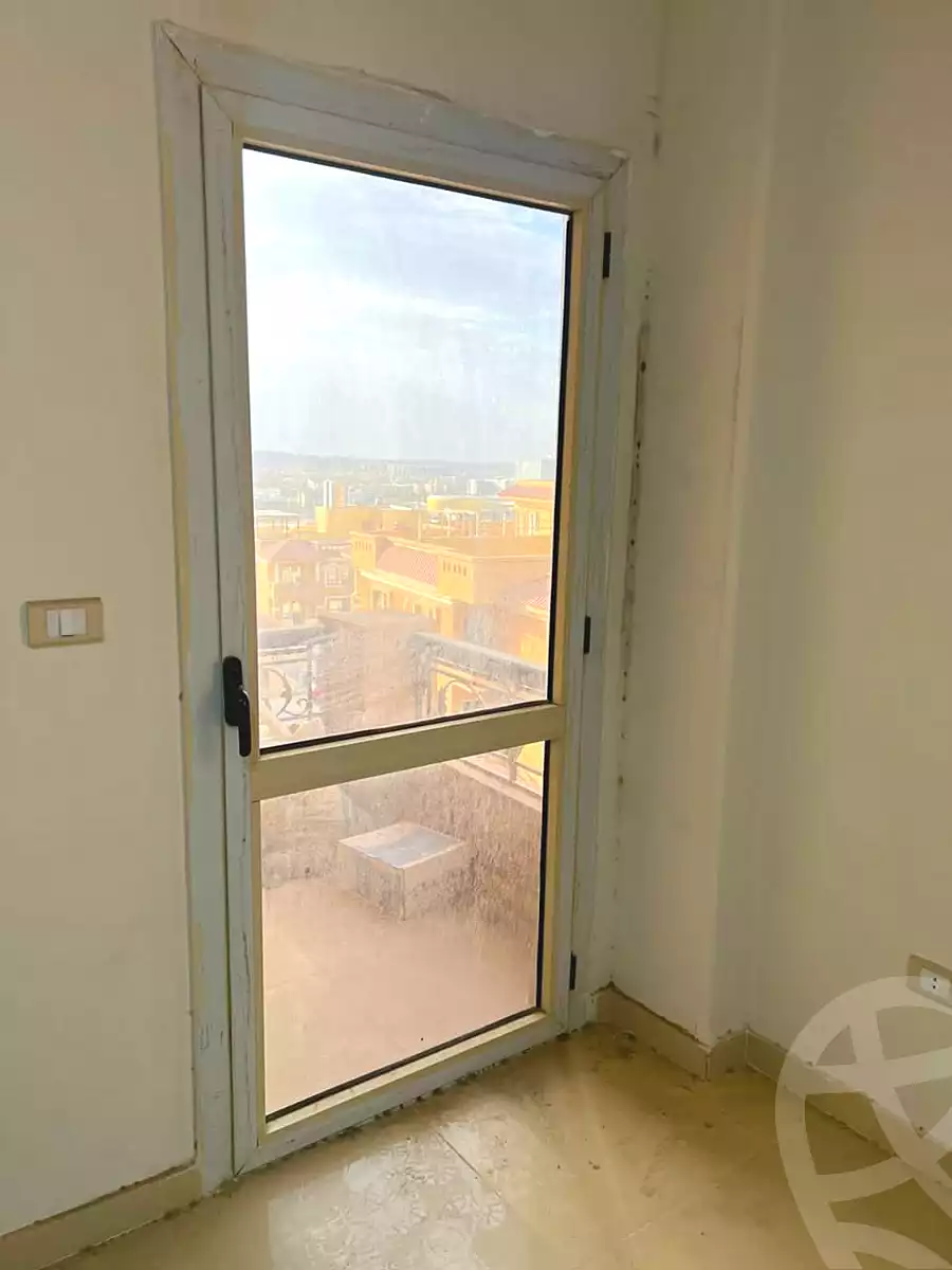https://aqarmap.com.eg/en/listing/7163760-for-sale-cairo-el-sheikh-zayed-city-compounds-el-khamayel