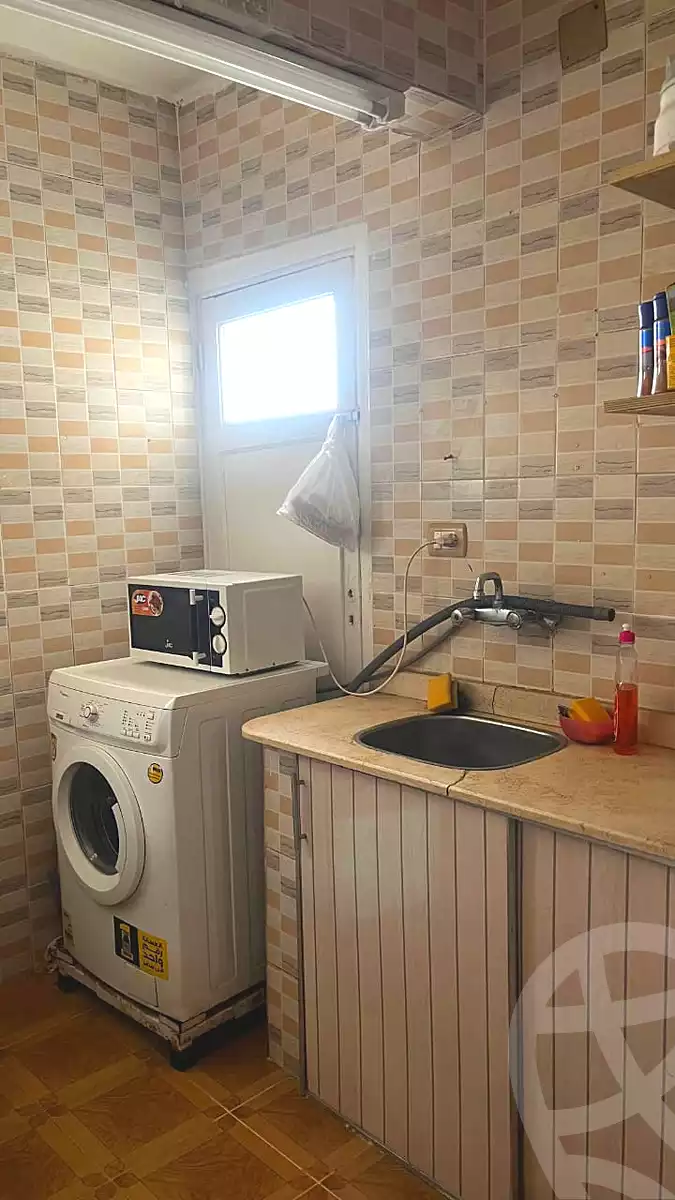 https://aqarmap.com.eg/ar/listing/7163781-for-sale-cairo-el-sheikh-zayed-city-el-hay-elawel-street-50